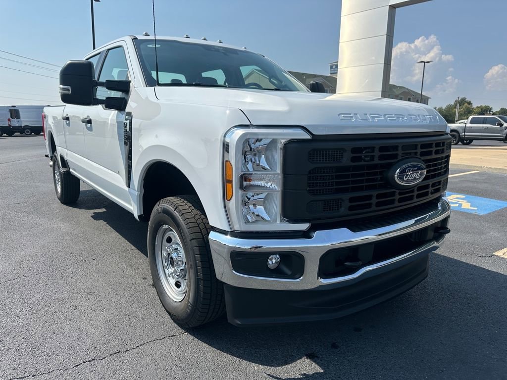 New 2026 Ford F250 XL image 2