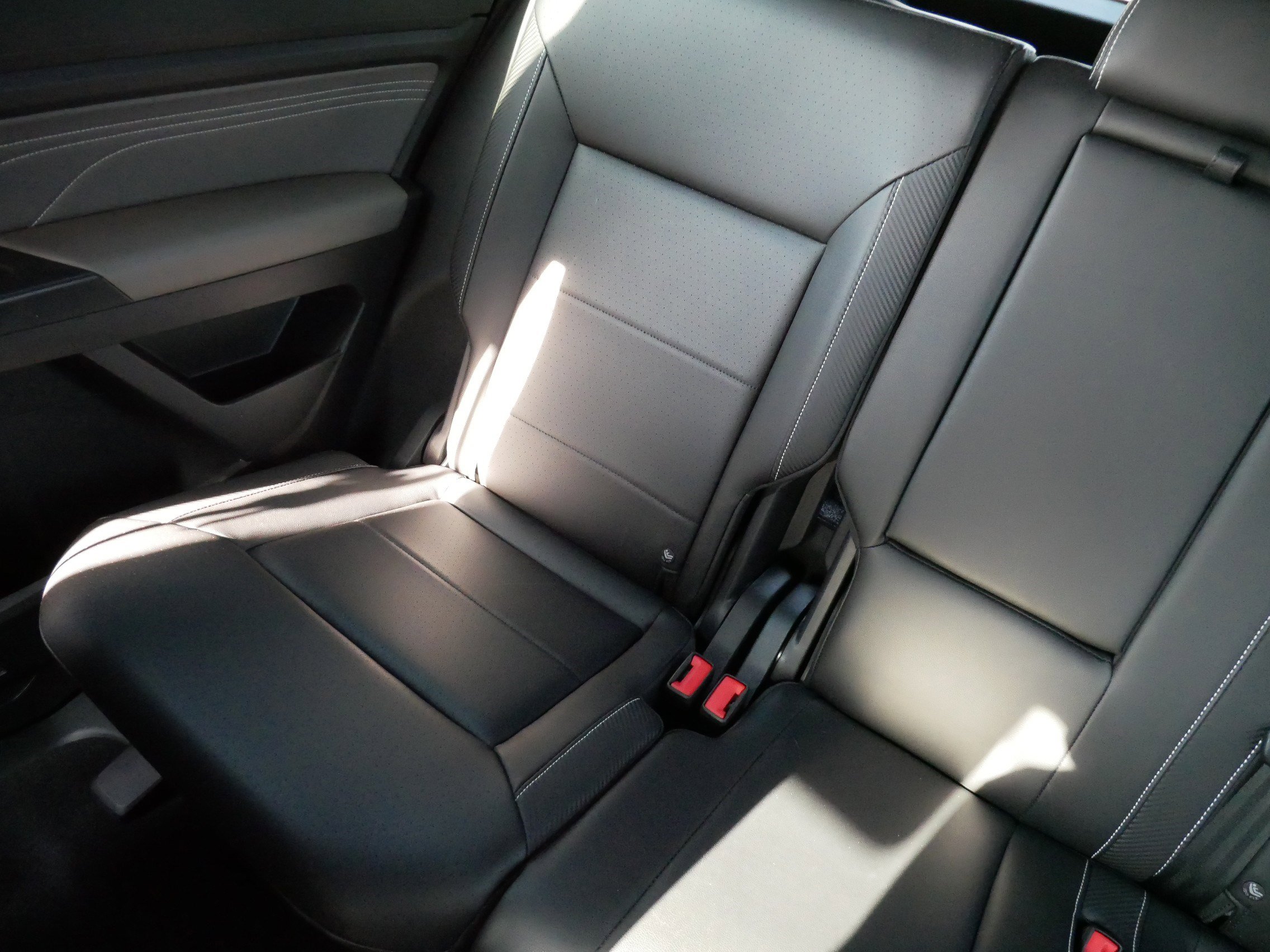 Used 2023 Volkswagen Atlas Cross Sport SEL R-Line image 12