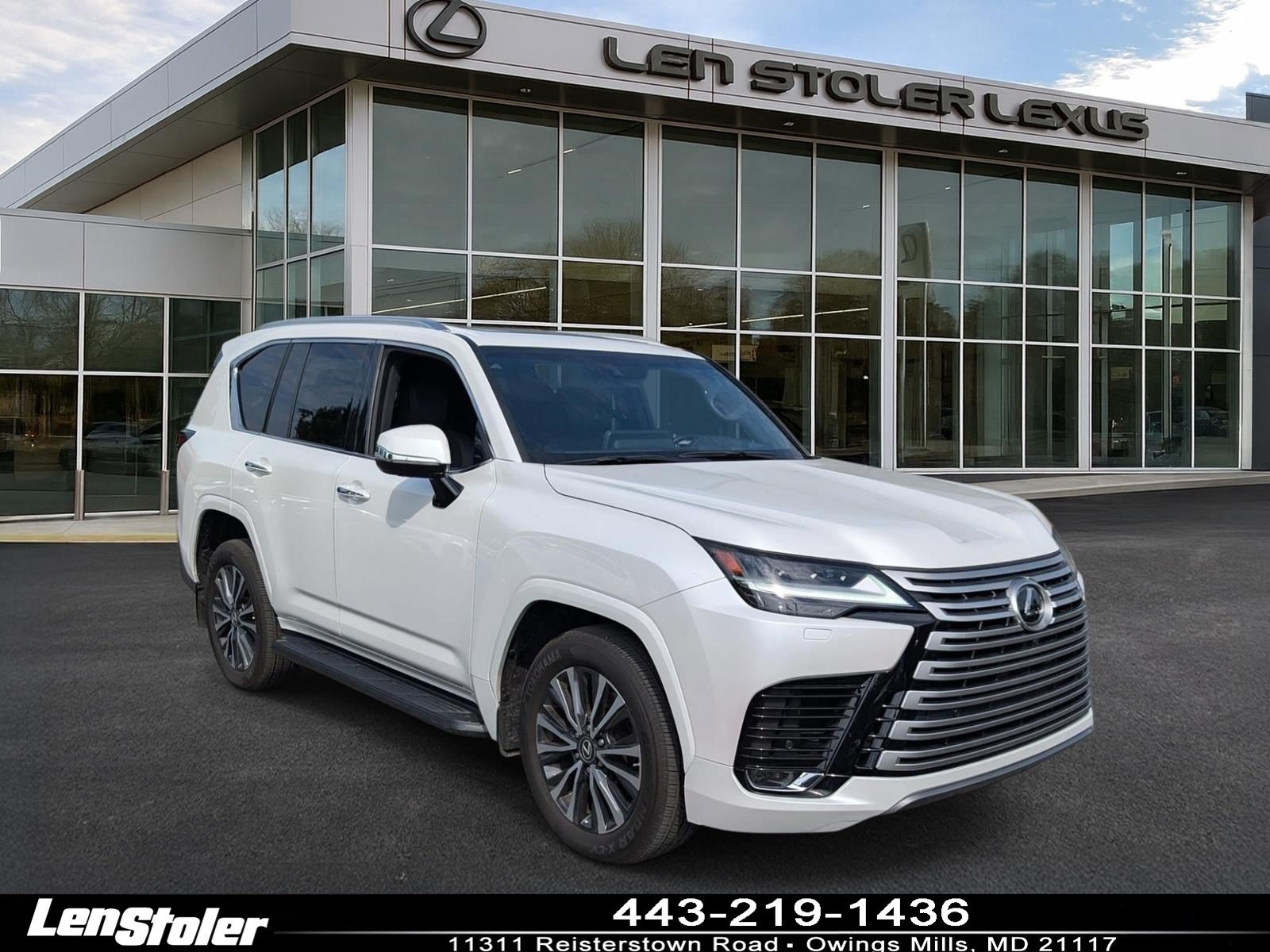 Used 2023 Lexus LX 600 4WD w/ Interior Upgrade Package image 1