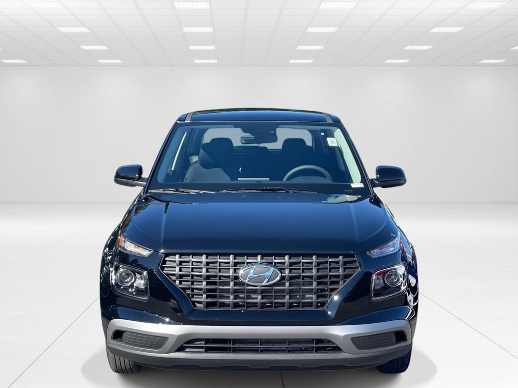 New 2026 Hyundai Venue SE FWD image 2