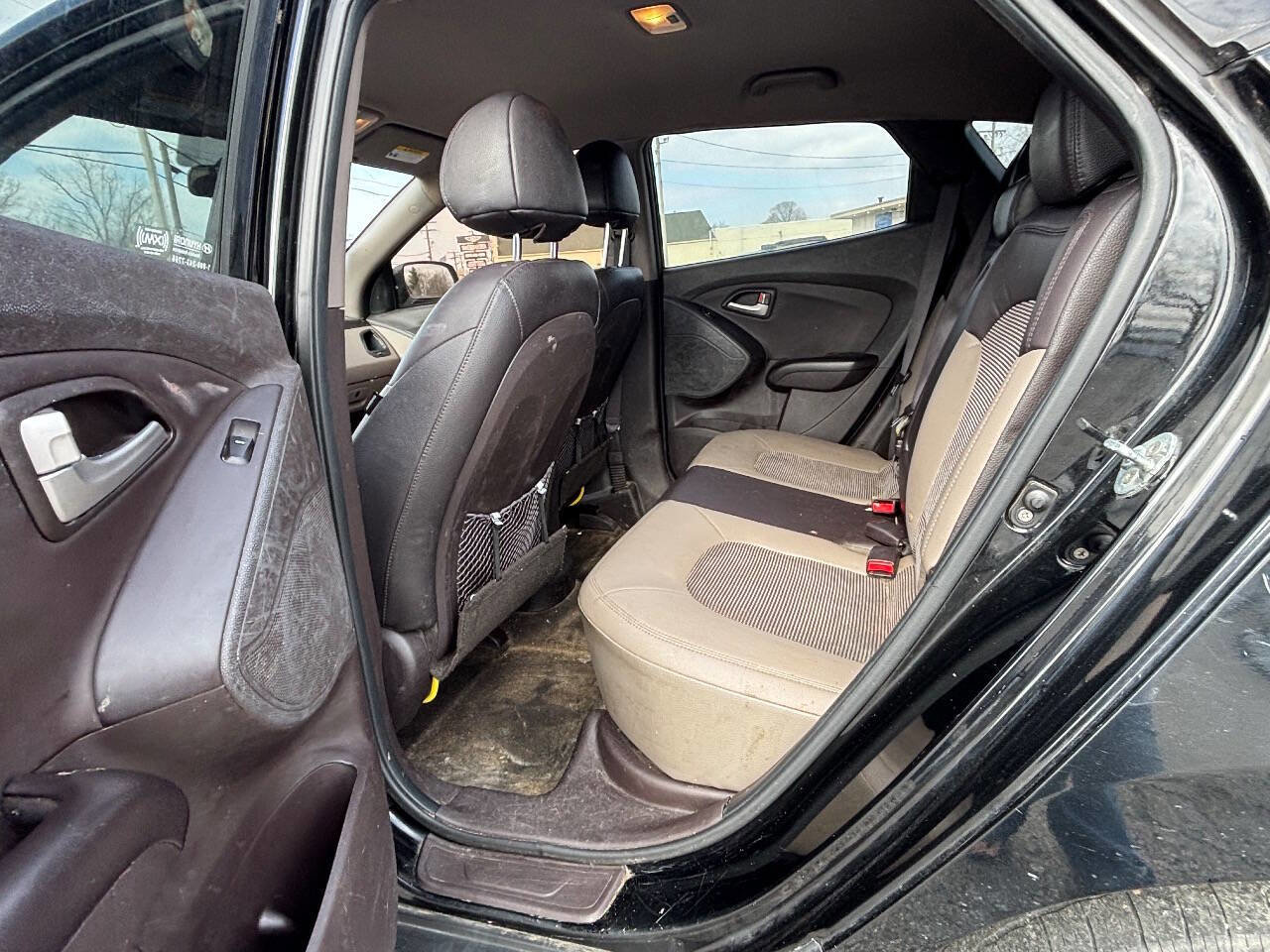 Used 2012 Hyundai Tucson GLS image 7
