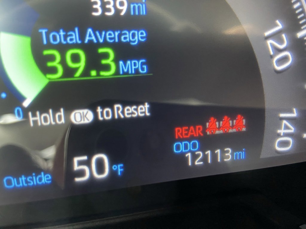 Used 2025 Toyota RAV4 LE image 12