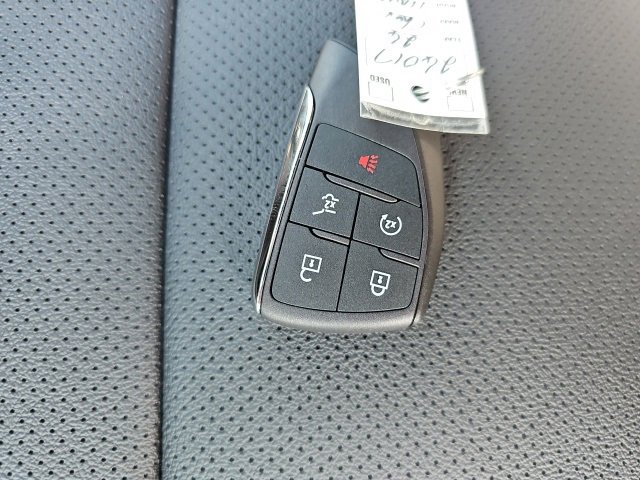 New 2026 Chevrolet Traverse LT w/ Driver Confidence Package image 24