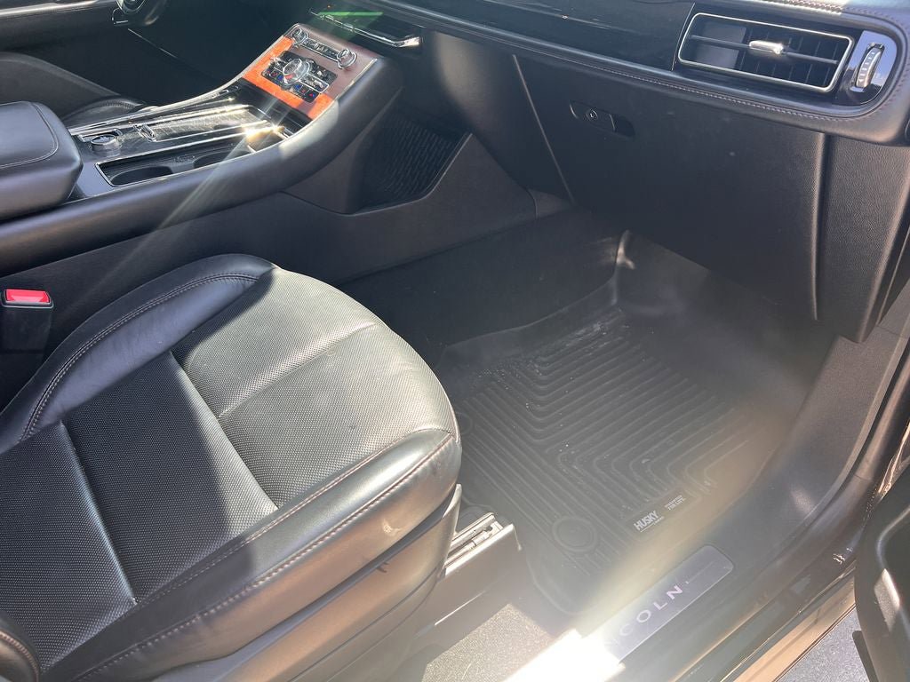 Used 2021 Lincoln Aviator Reserve w/ Equipment Group 201A AWD/4WD image 20