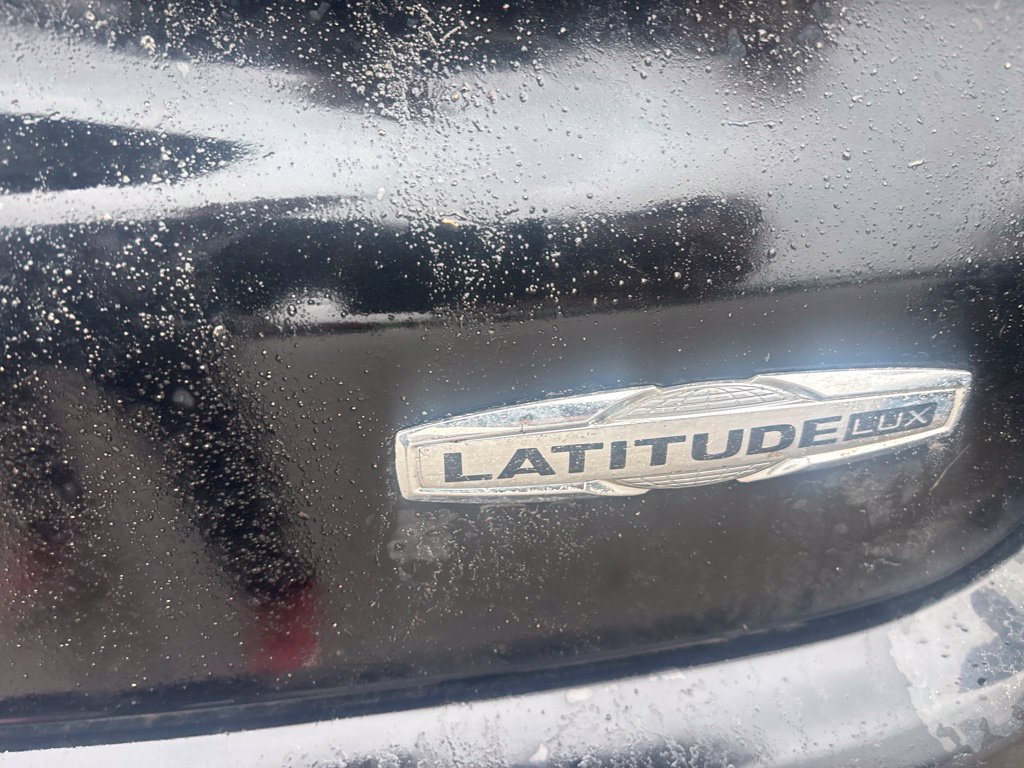 Used 2022 Jeep Compass Latitude AWD/4WD image 18