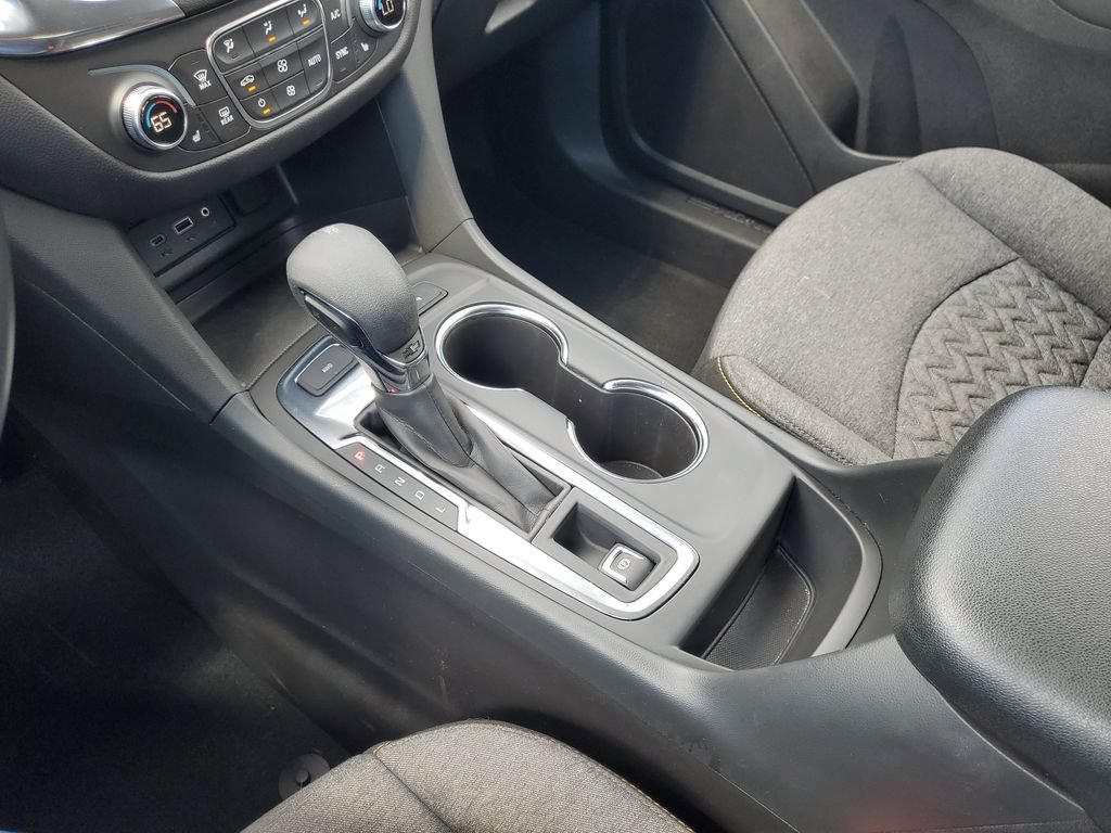 Used 2024 Chevrolet Equinox LT w/ LPO, Floor Liner Package AWD/4WD image 29