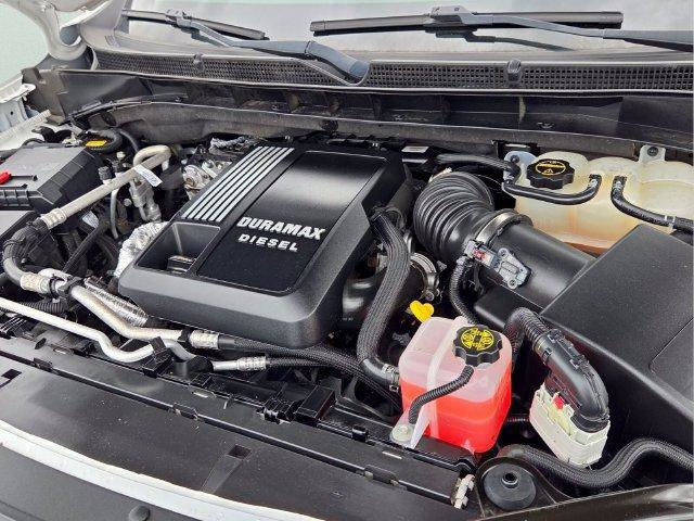 Used 2024 GMC Yukon XL SLT w/ SLT Premium Package AWD/4WD image 24