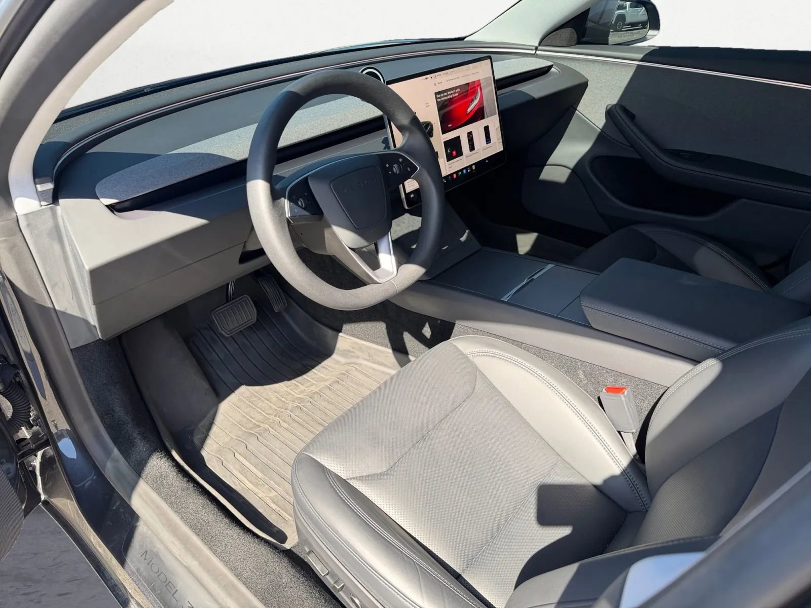 Used 2025 Tesla Model 3 Long Range RWD image 11