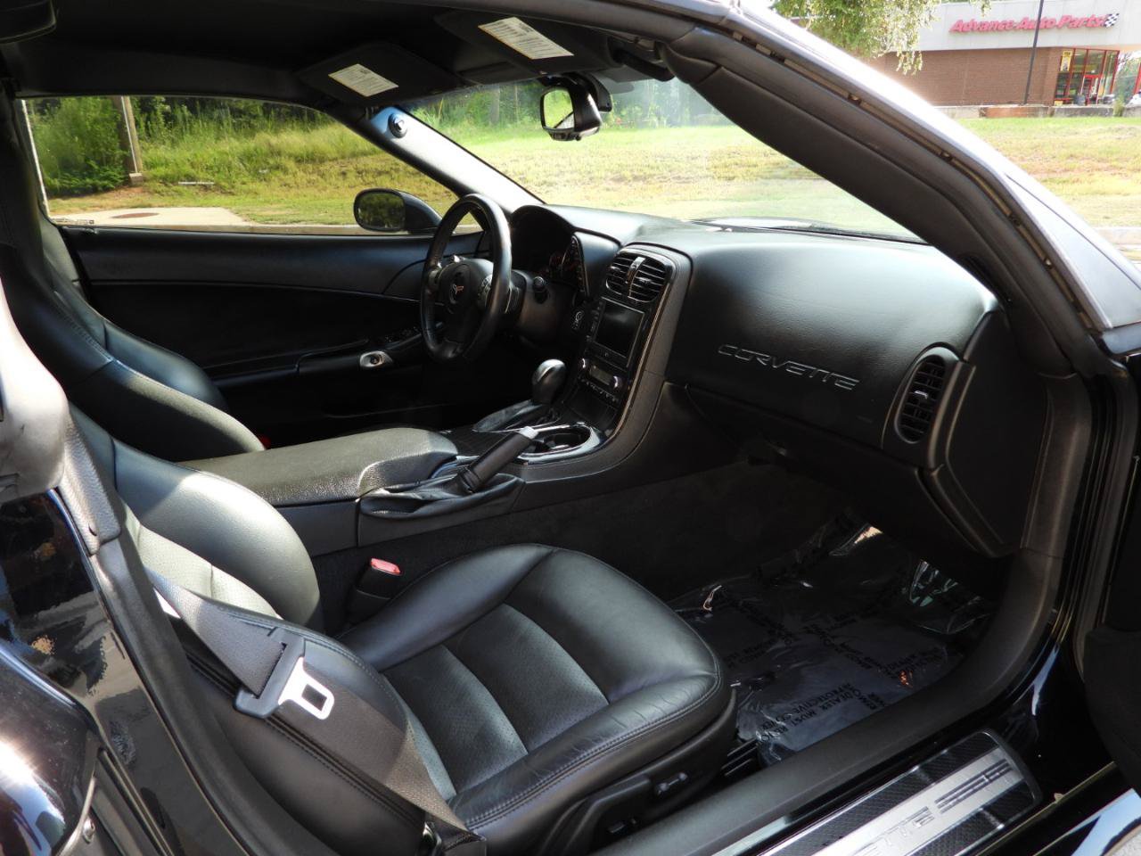 Used 2011 Chevrolet Corvette w/ 3LT w/ Preferred Equipment Group RWD image 52