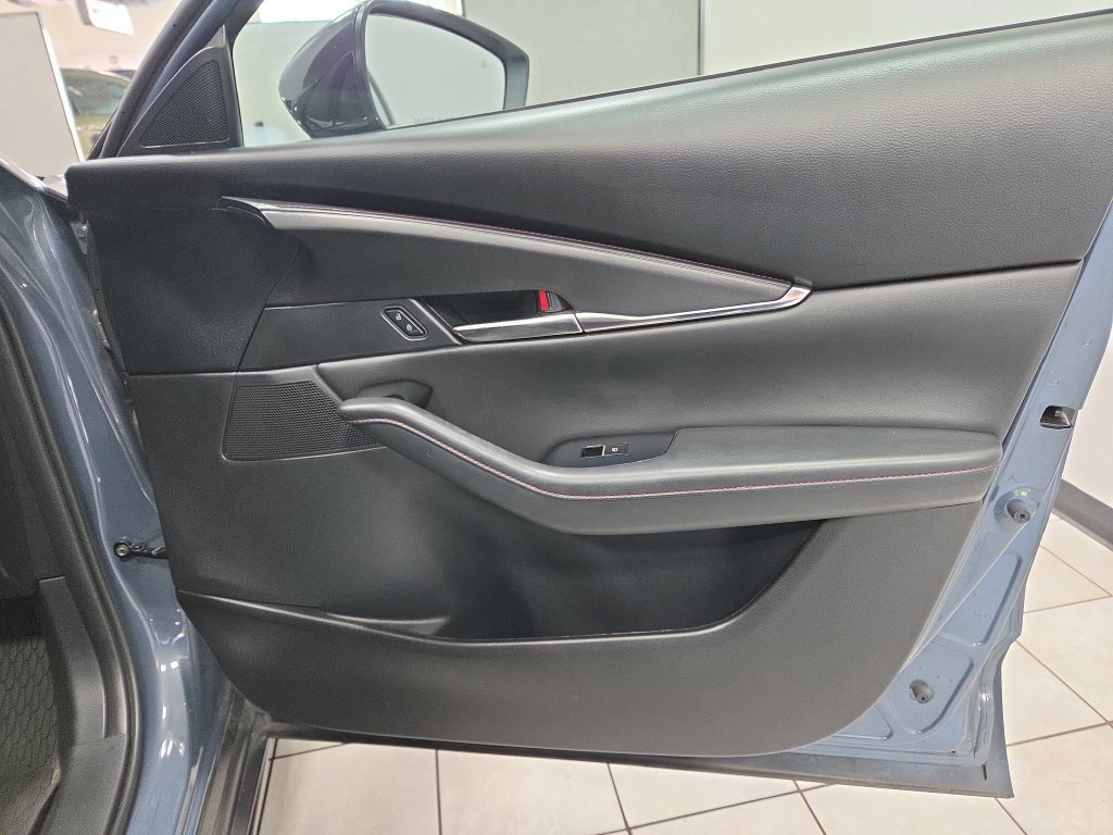 Used 2024 MAZDA CX-30 AWD 2.5 S w/ Preferred Package image 22