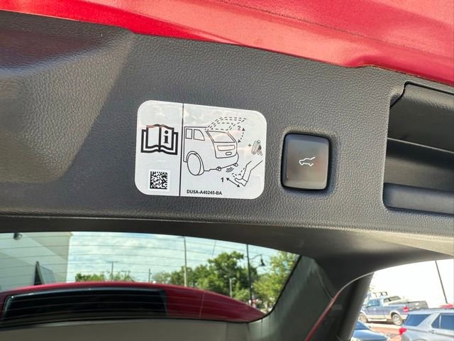 Used 2020 Ford Escape Titanium FWD image 16