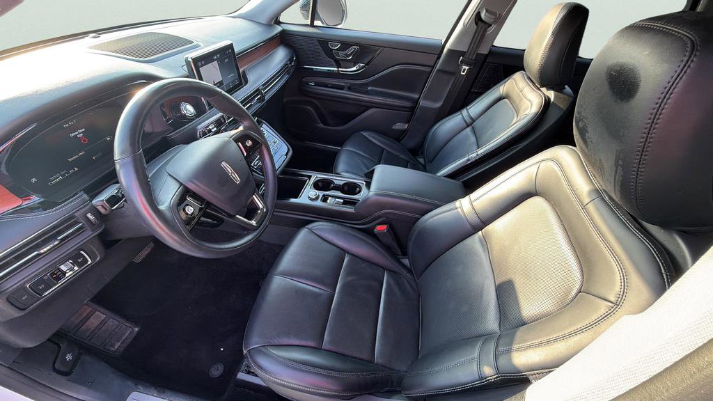 Used 2022 Lincoln Corsair Reserve w/ Equipment Group 201A AWD/4WD image 17