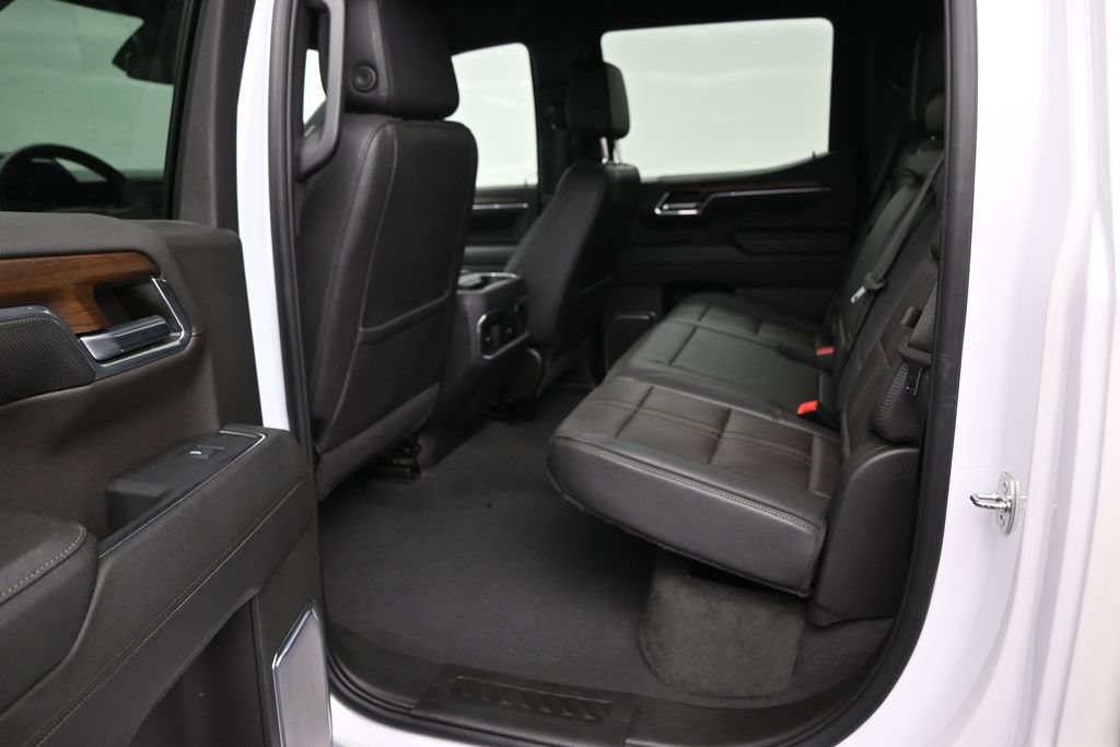 Used 2024 Chevrolet Silverado 1500 High Country AWD/4WD image 13