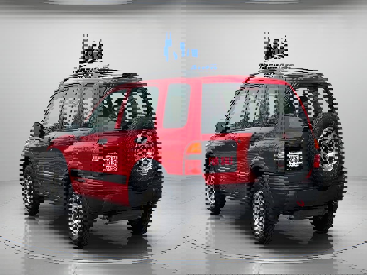 Used 2002 Chevrolet Tracker ZR2 image 8