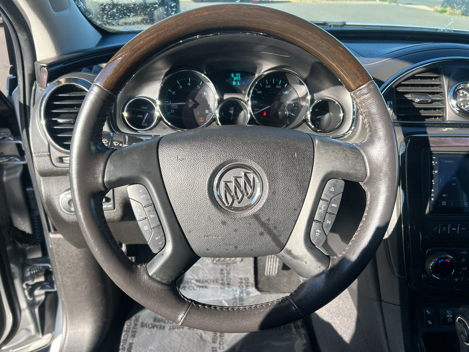 Used 2016 Buick Enclave Leather AWD/4WD image 18