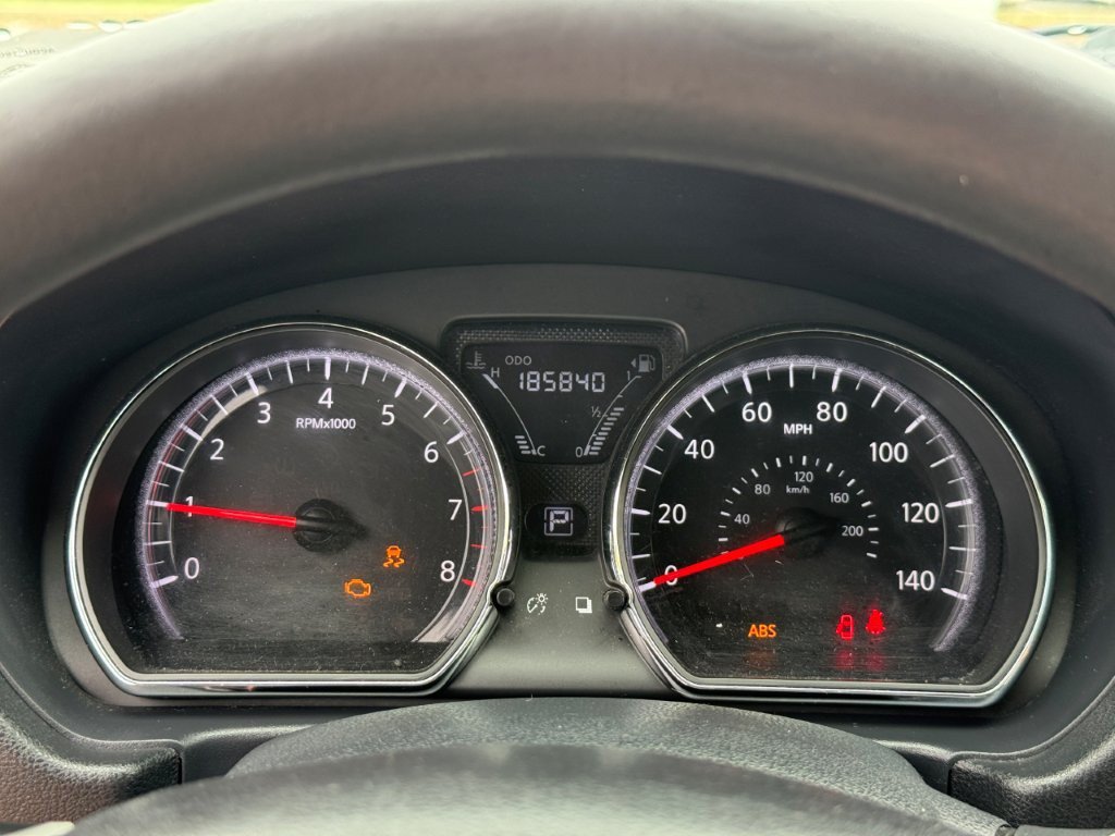 Used 2018 Nissan Versa SV FWD image 28