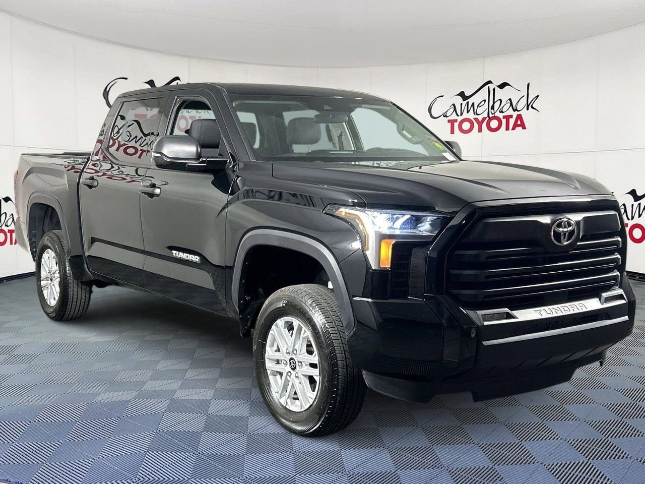 Used 2024 Toyota Tundra SR5 w/ SR5 Convenience Package image 3