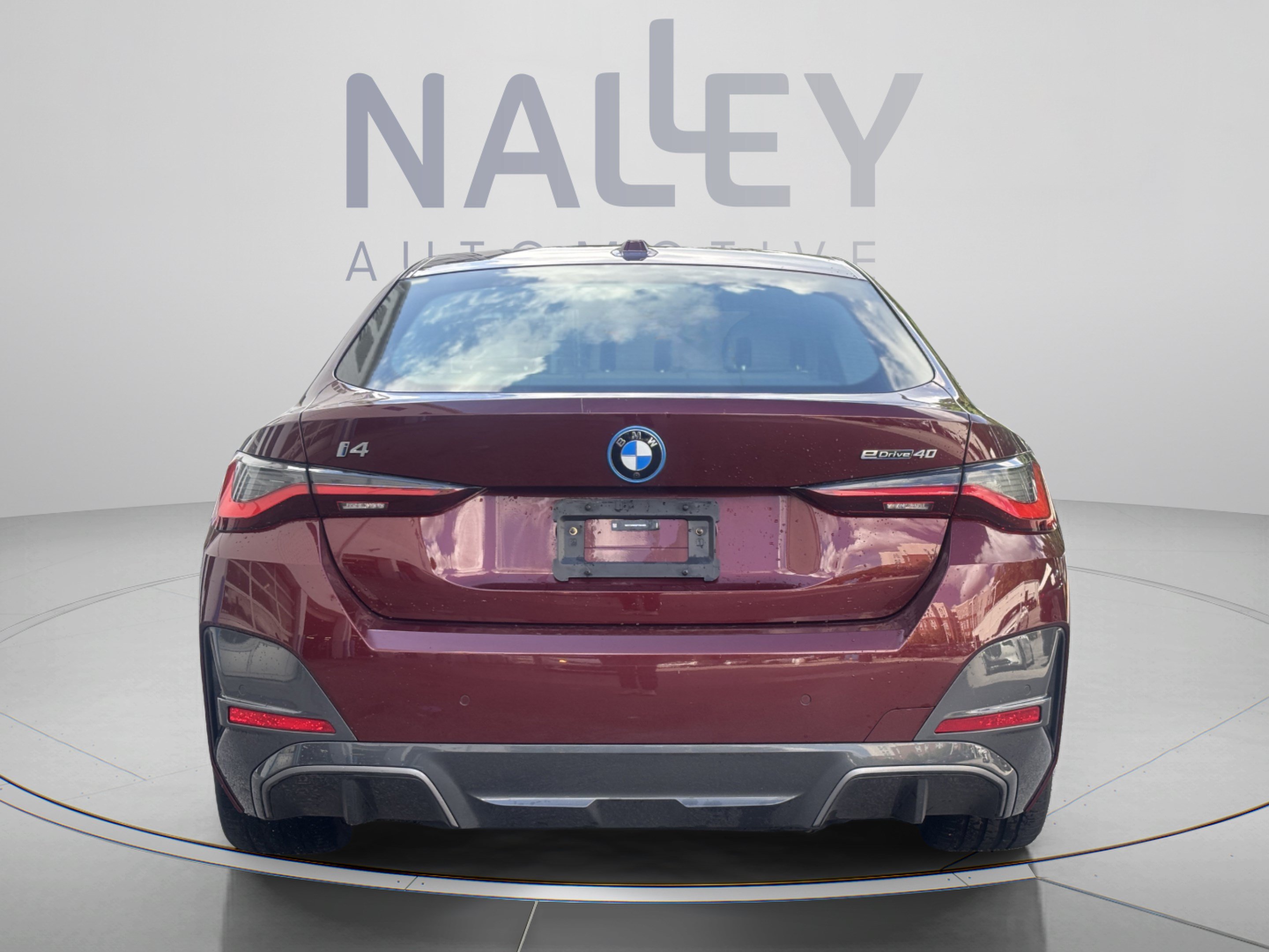 Used 2023 BMW i4 eDrive40 w/ M Sport Package RWD image 3