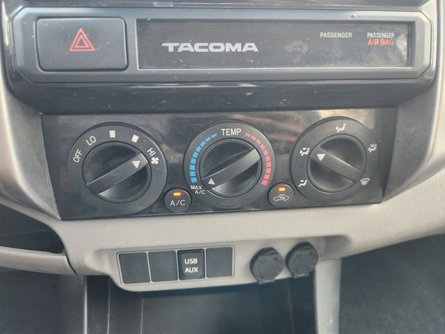 Used 2015 Toyota Tacoma PreRunner w/ SR5 Package image 18