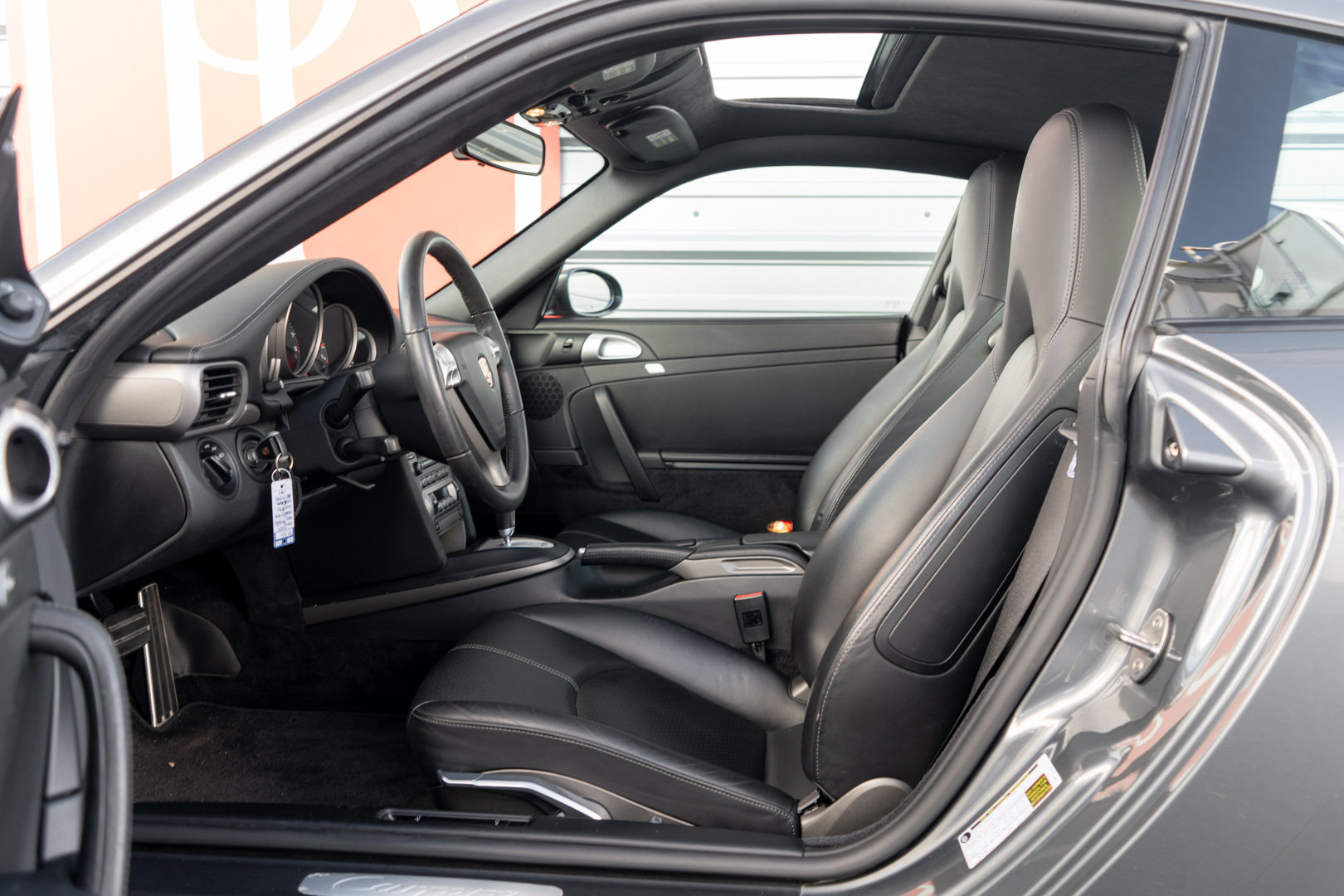 Used 2007 Porsche 911 Carrera RWD image 20