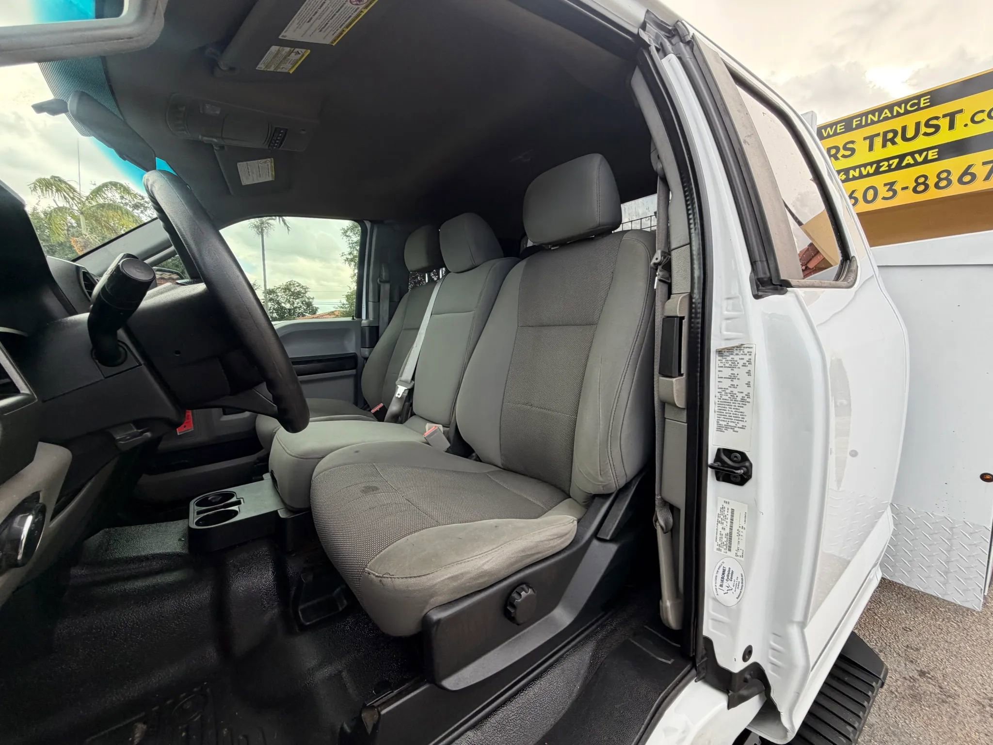 Used 2019 Ford F450 XLT DRW w/ Power Equipment Group RWD image 14