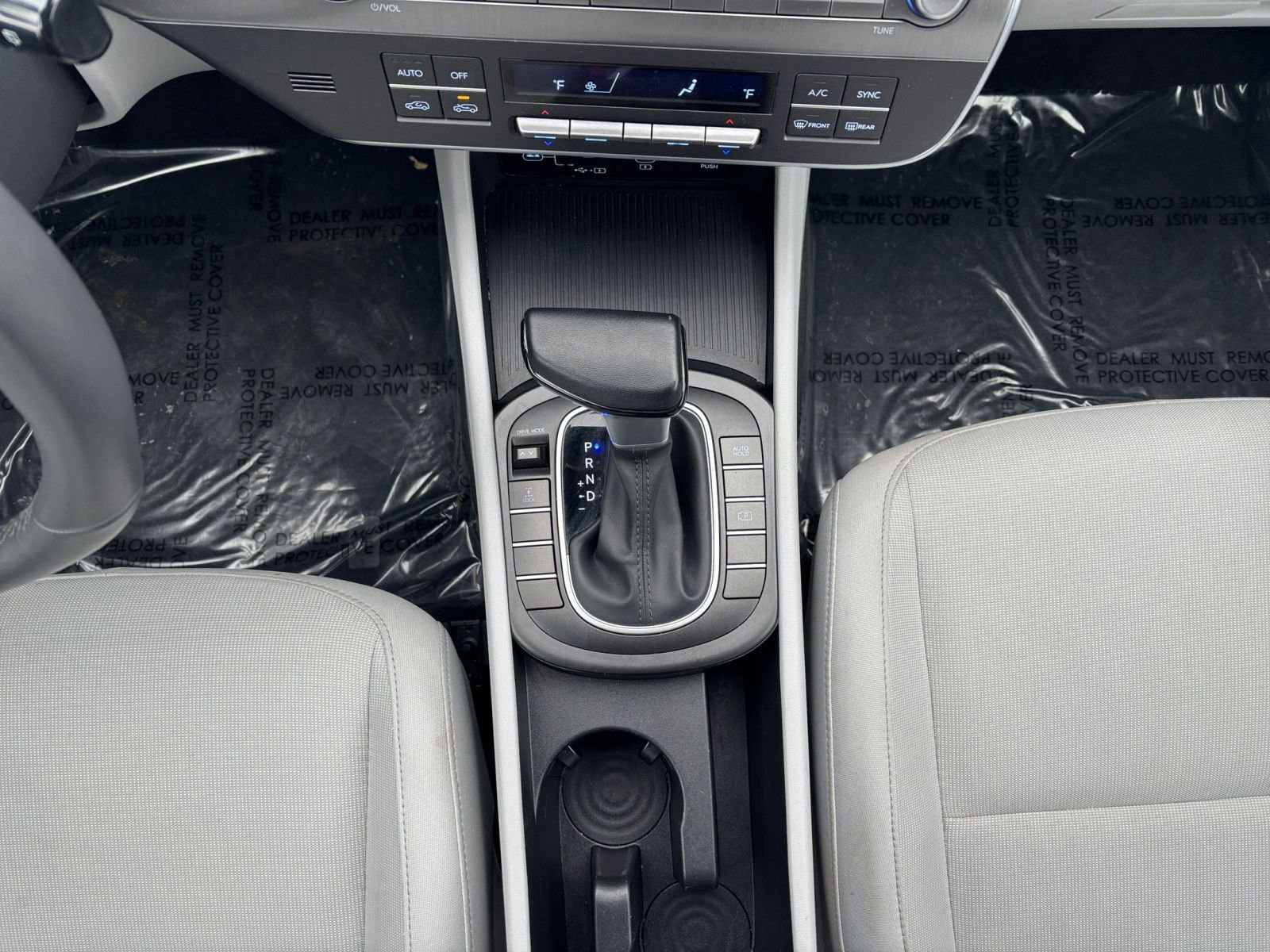 Used 2025 Hyundai Kona SEL image 40