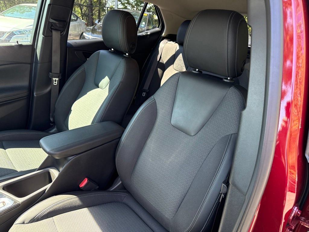 Used 2024 Buick Encore GX Preferred w/ Comfort Package FWD image 15