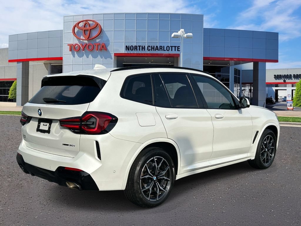 Used 2023 BMW X3 xDrive30i w/ M Sport Package AWD/4WD image 7