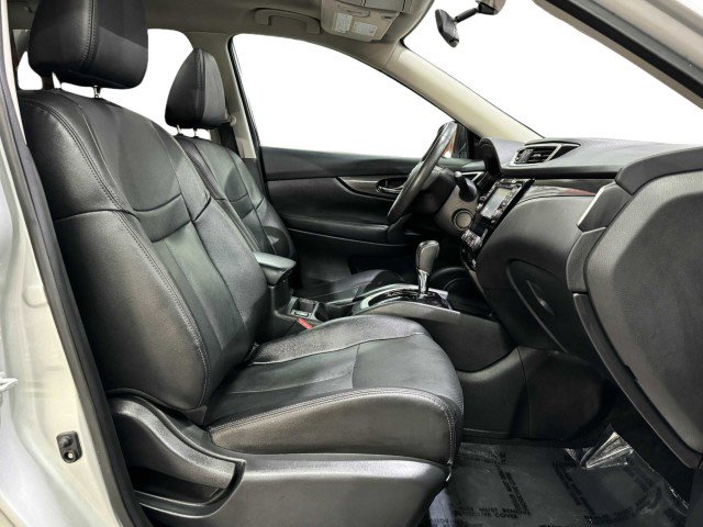 Used 2016 Nissan Rogue SL w/ SL Premium Package image 65
