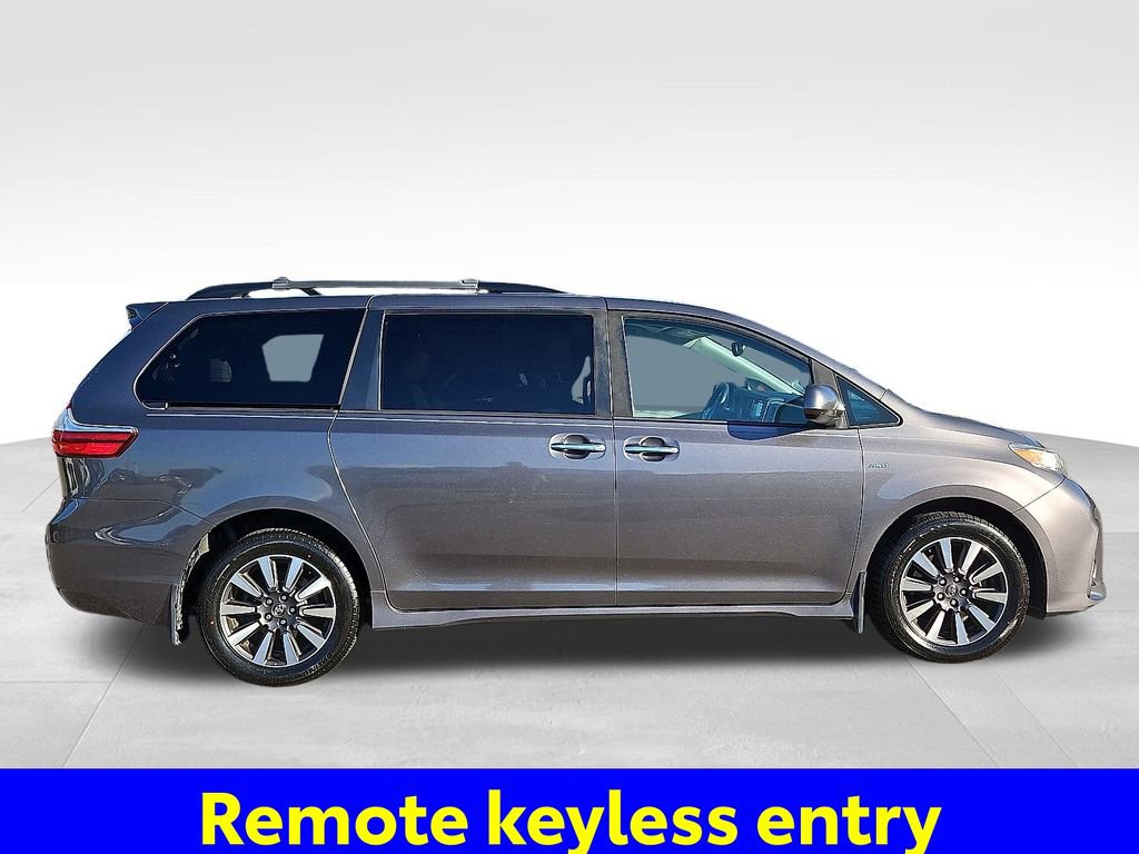 Used 2019 Toyota Sienna AWD image 7