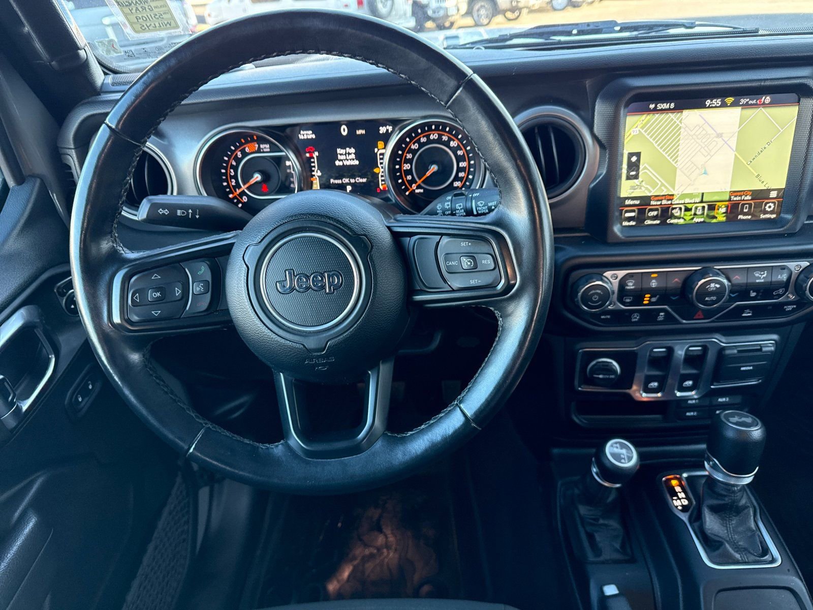 Used 2023 Jeep Wrangler Willys image 15