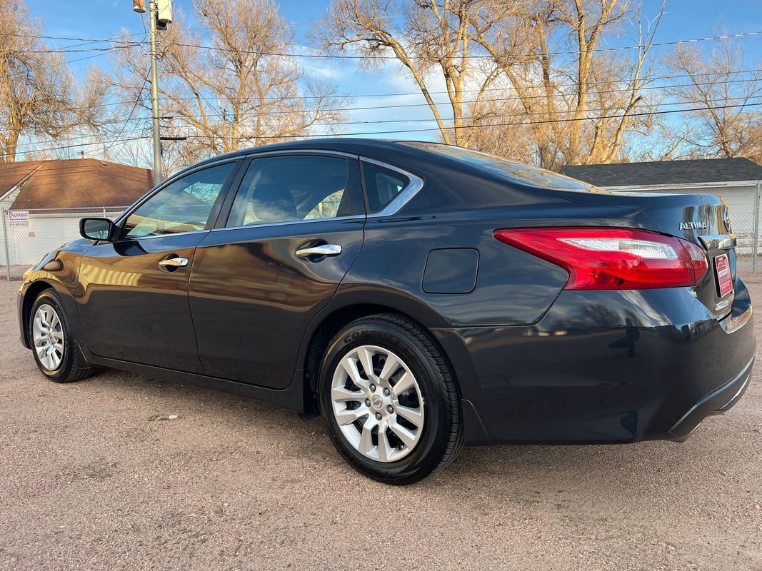Used 2016 Nissan Altima 2.5 S w/ Power Driver Seat Package image 5