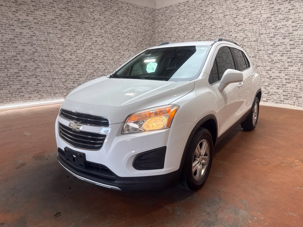 Used 2016 Chevrolet Trax LT AWD/4WD image 3