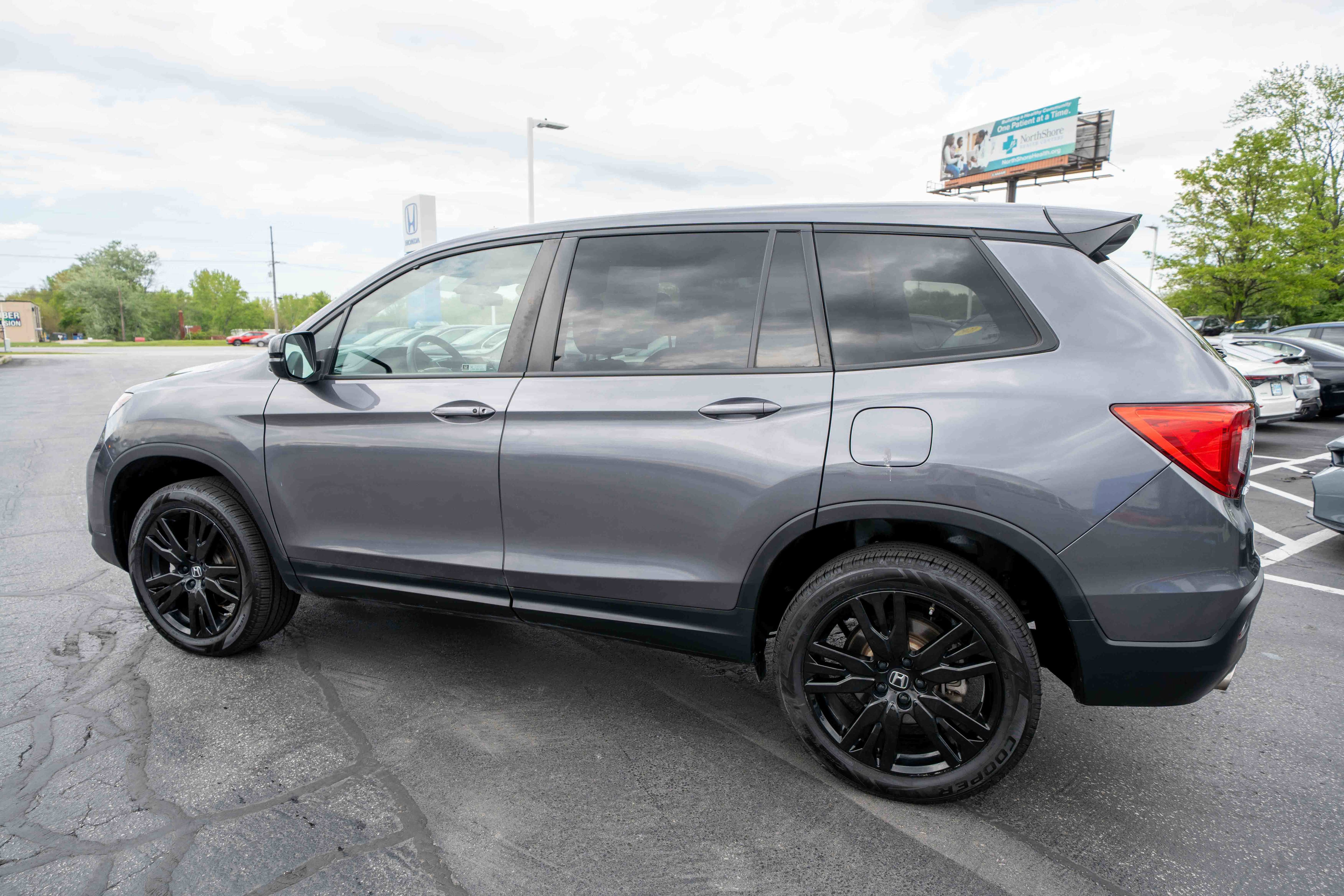Used 2021 Honda Passport Sport image 4