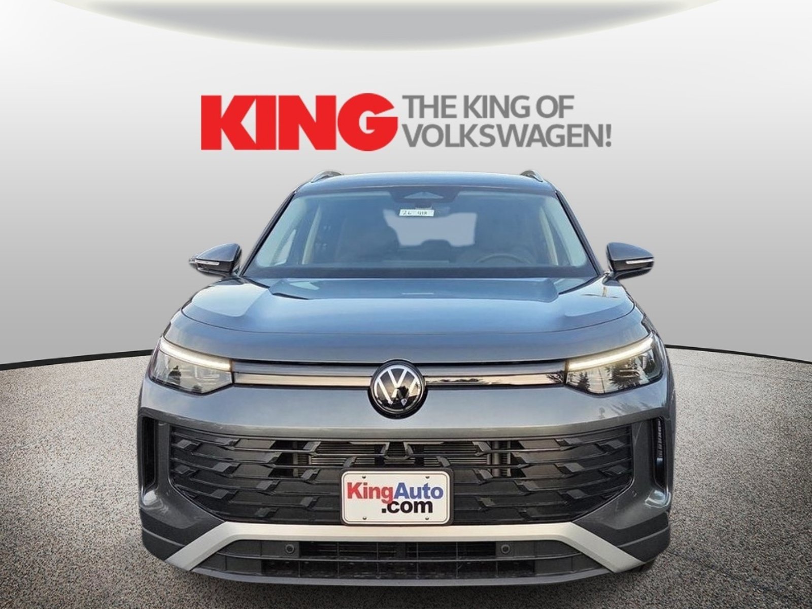 New 2026 Volkswagen Tiguan SE FWD image 9