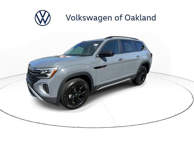 New 2026 Volkswagen Atlas Peak Edition AWD/4WD image 4