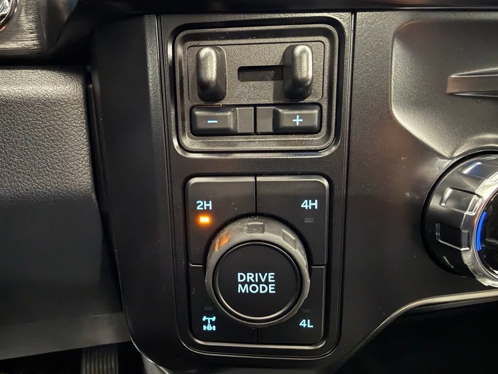 New 2026 Ford F250 Lariat w/ Black Appearance Package AWD/4WD image 41