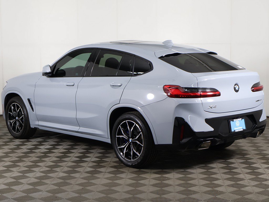 Used 2025 BMW X4 xDrive30i AWD/4WD image 12