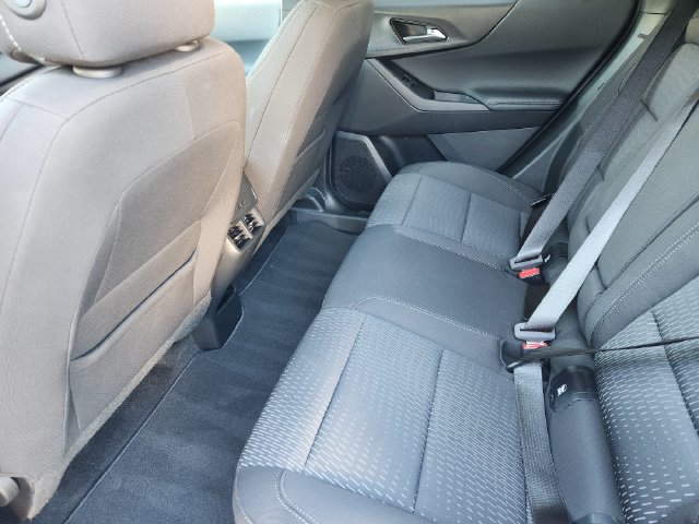 Used 2026 Chevrolet Equinox LT FWD image 34