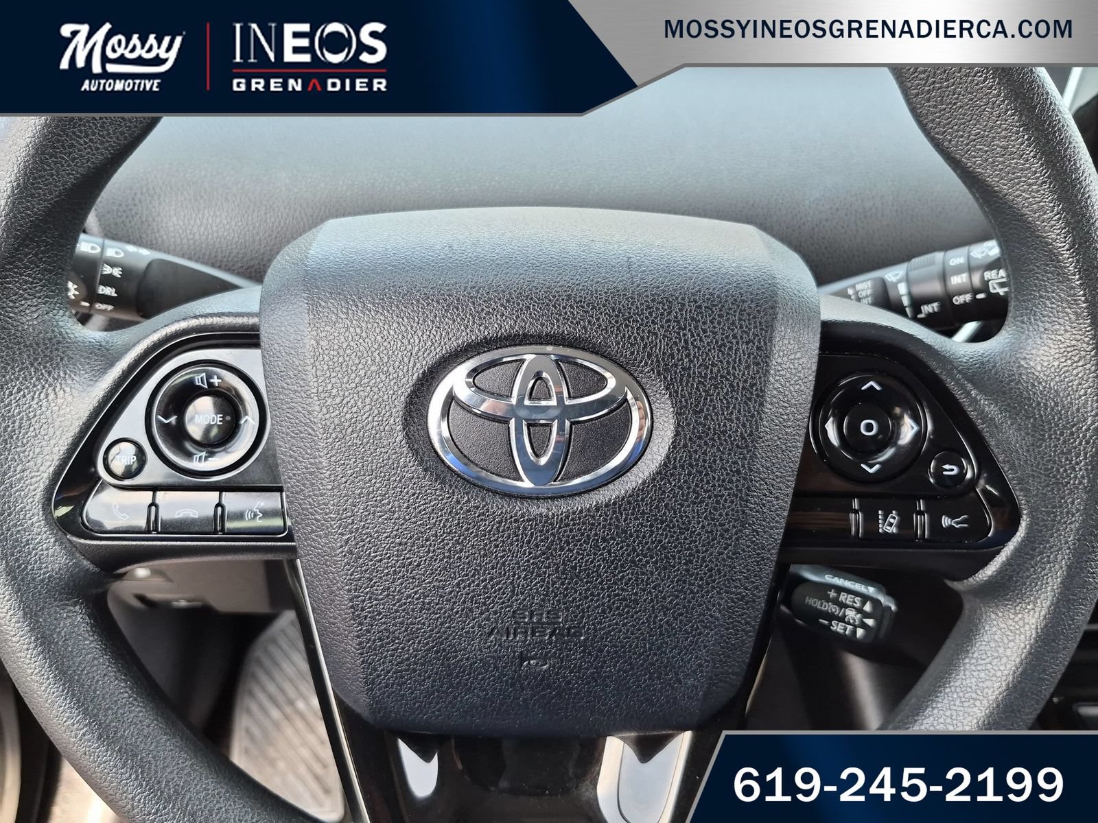 Used 2022 Toyota Prius LE FWD image 11