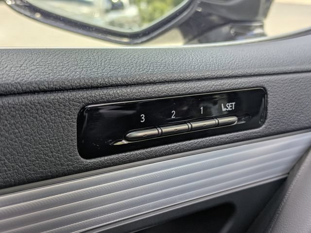 Used 2024 Lexus LX 600 F Sport AWD/4WD image 35