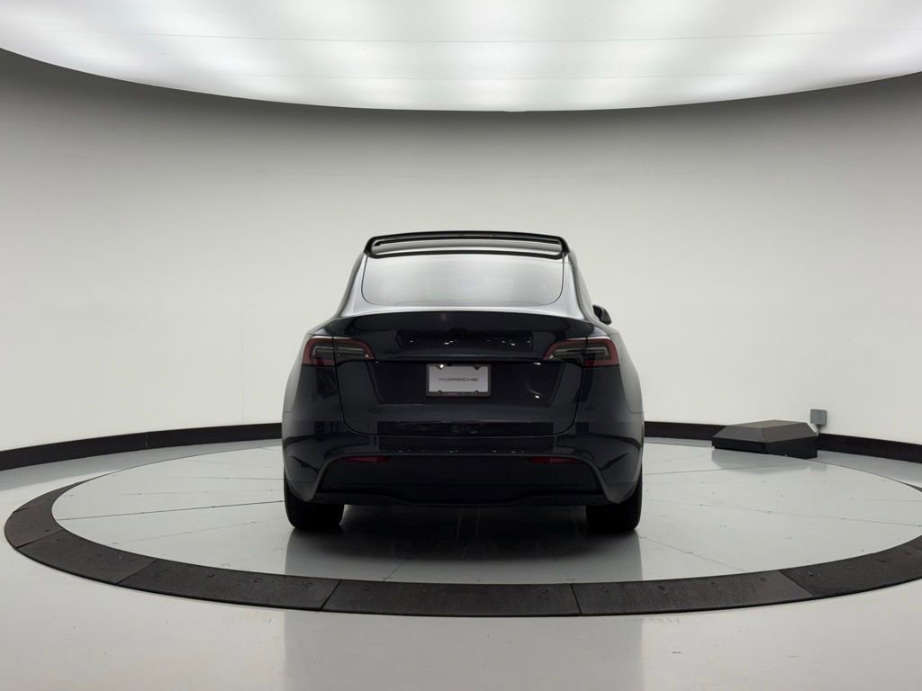 Used 2025 Tesla Model Y Long Range image 9