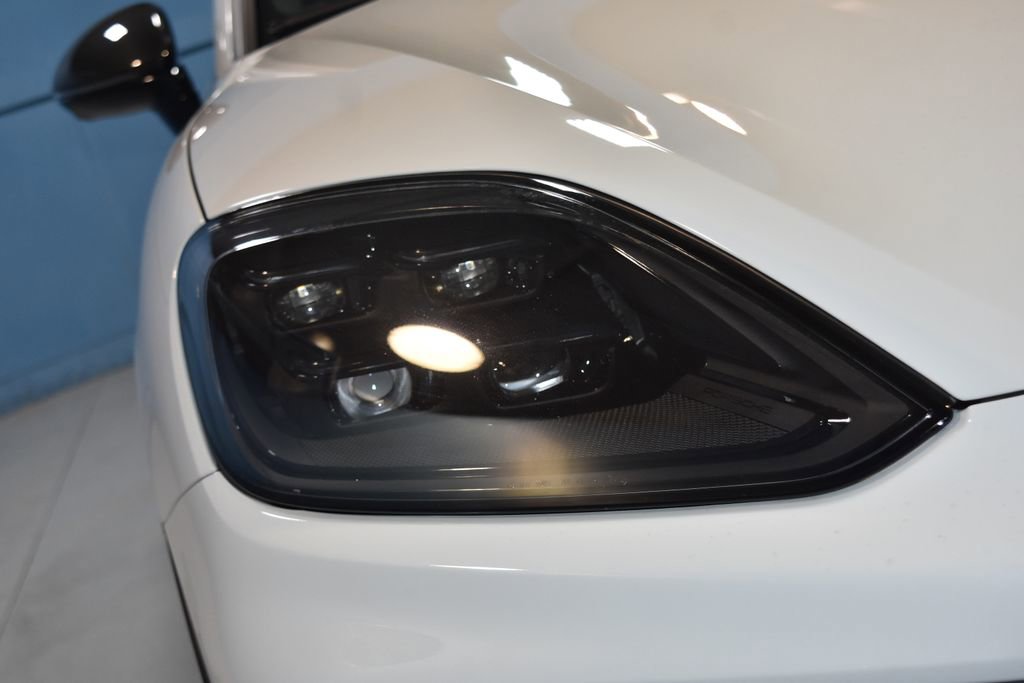Certified 2024 Porsche Cayenne Turbo GT image 26