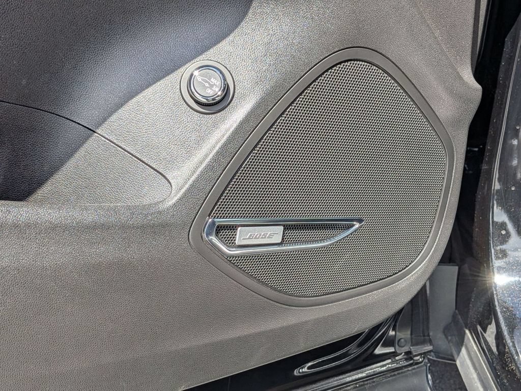 Used 2023 Buick Envision Avenir AWD/4WD image 31