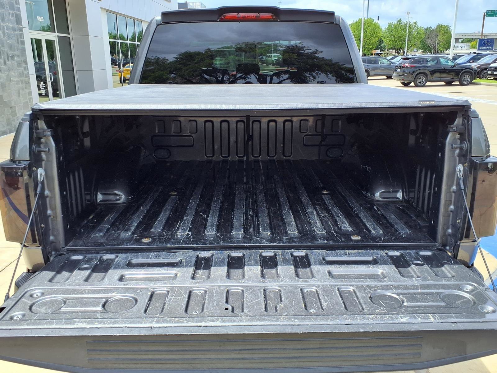 Used 2015 Ford F150 XLT image 19