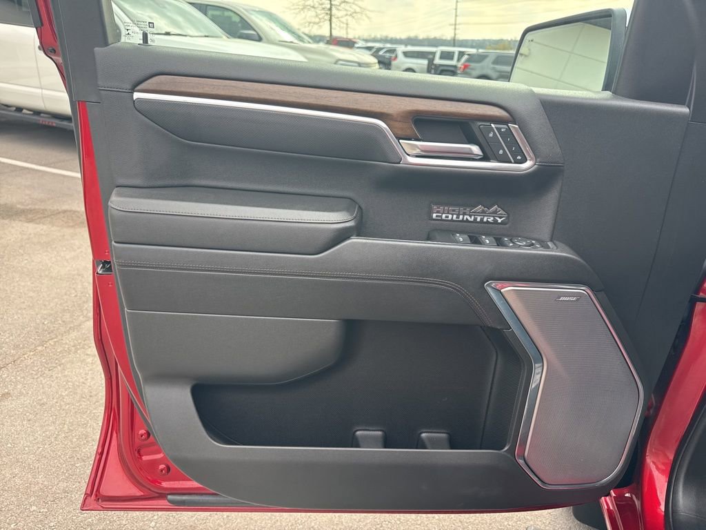 Used 2023 Chevrolet Silverado 1500 High Country w/ High Country Premium Package image 10