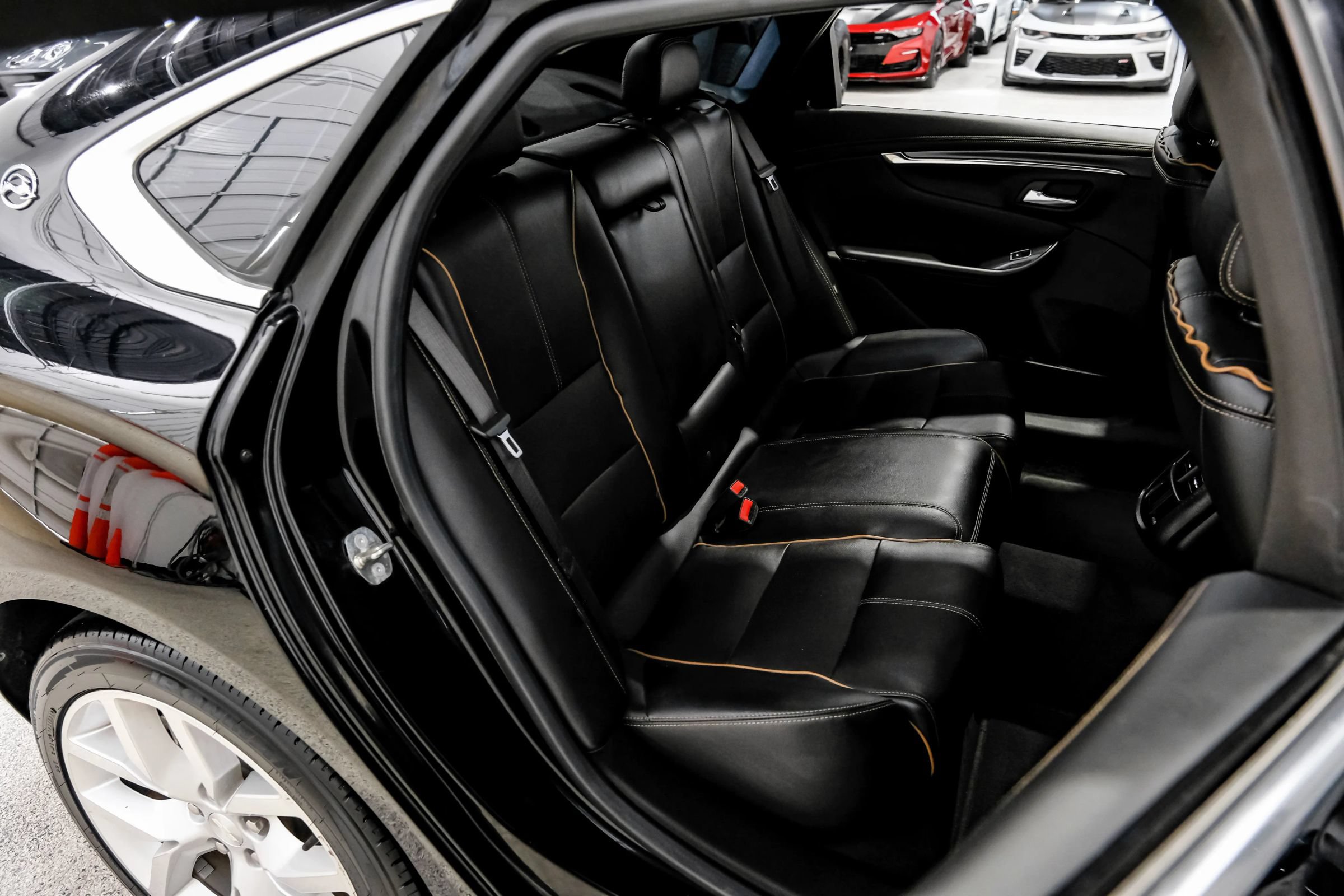 Used 2018 Chevrolet Impala Premier FWD image 43