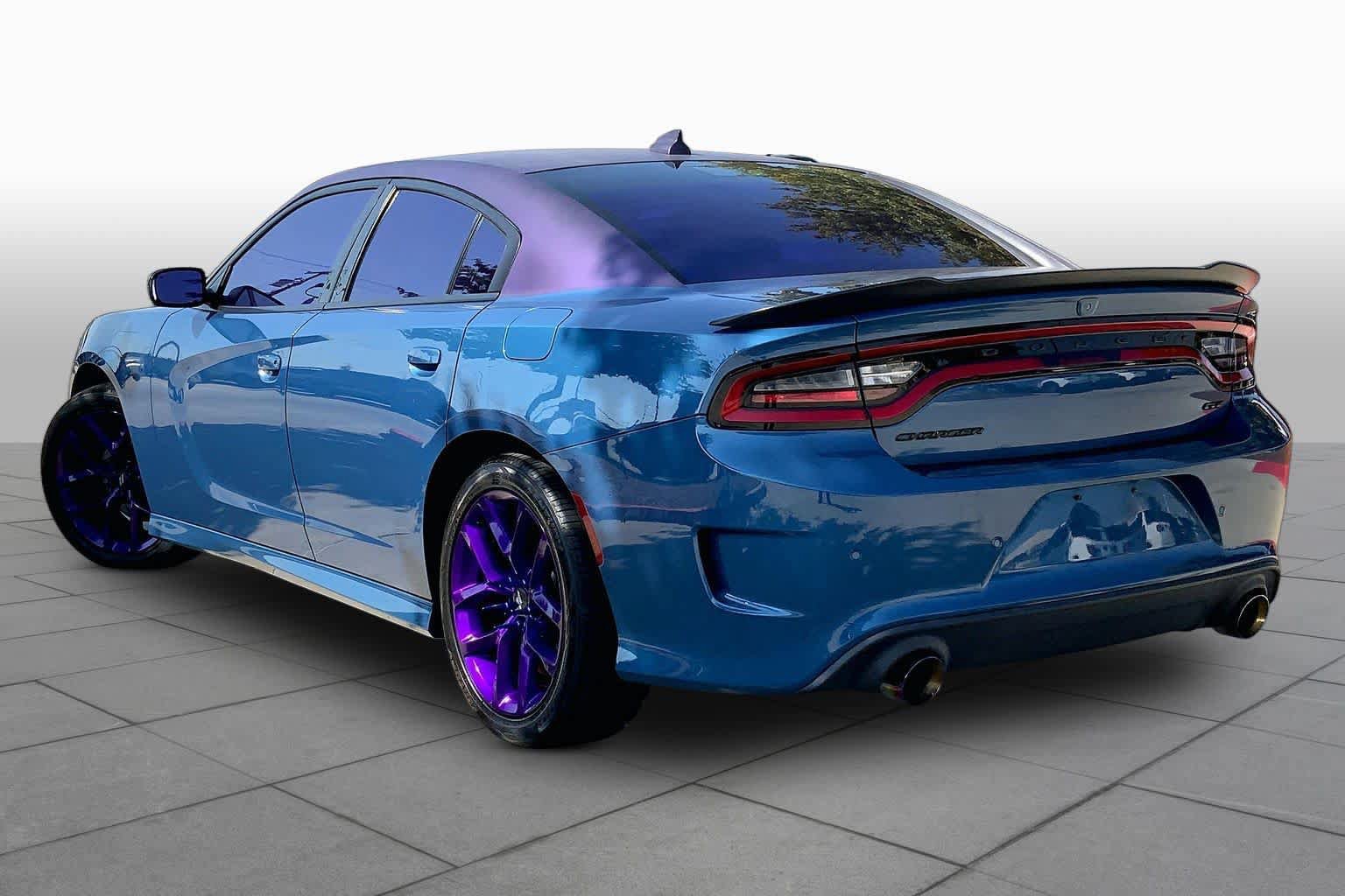 Used 2020 Dodge Charger GT w/ Blacktop Package RWD image 11