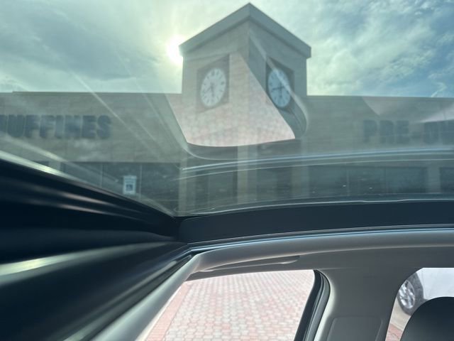 Certified 2024 Kia Sportage SX image 5