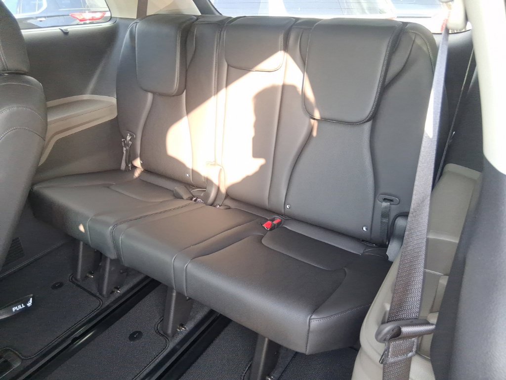 Certified 2026 Kia Carnival EX FWD image 17